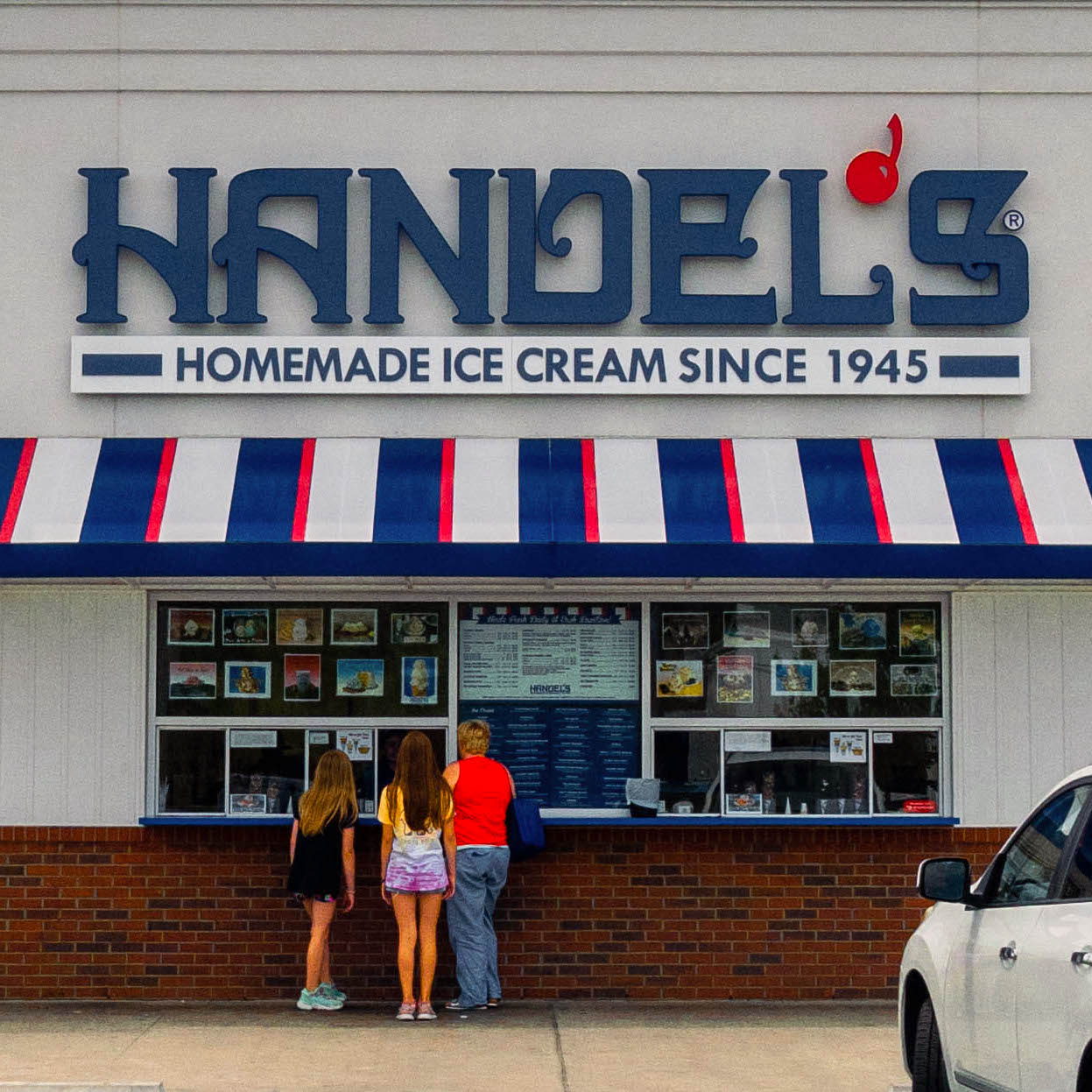 Family at Handel's Ice Cream