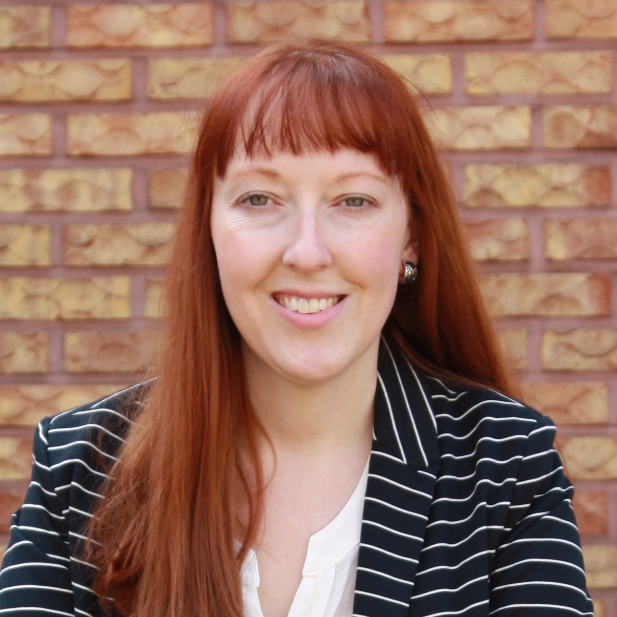 Lindsay Kennedy Headshot